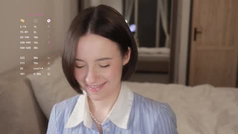 Snapshot of _female_essence_ chatting on February 27, 6:30 pm Essie online show from February 27, 6:30 pm