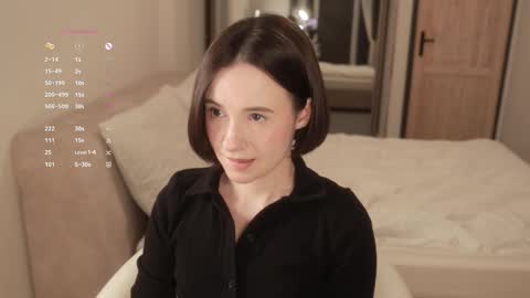 Essie  online show from March 14, 4:34 pm