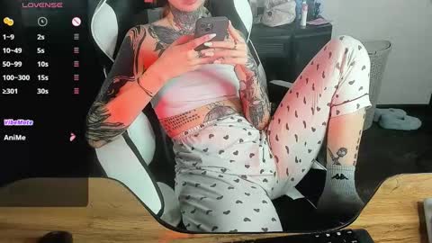 Alis online show from December 3, 3:09 am