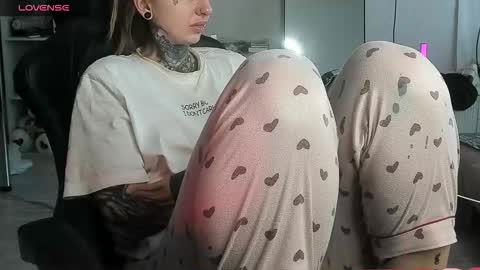 Alis online show from November 19, 8:58 am