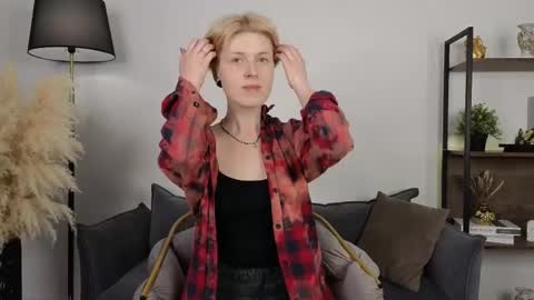 Snapshot of _freirene chatting on February 28, 1:45 pm Iren online show from February 28, 1:45 pm