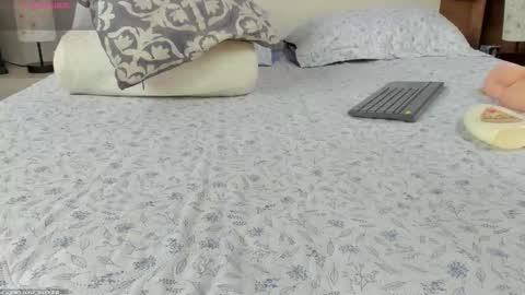  fullmoon online show from December 2, 8:15 pm