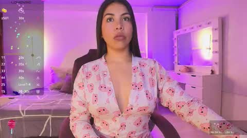 Snapshot of _gaby1 chatting on February 3, 3:37 am Juliana Gaby Kloe online show from February 3, 3:37 am