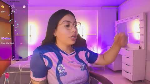 Snapshot of _gaby1 chatting on February 4, 6:52 am Juliana Gaby Kloe online show from February 4, 6:52 am