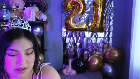 Snapshot of _gala__ chatting on December 31, 10:58 am we are hot friends online show from December 31, 10:58 am