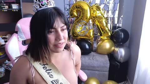 Snapshot of _gala__ chatting on December 31, 2:47 pm we are hot friends online show from December 31, 2:47 pm