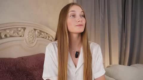 Milly online show from September 12, 2:22 am