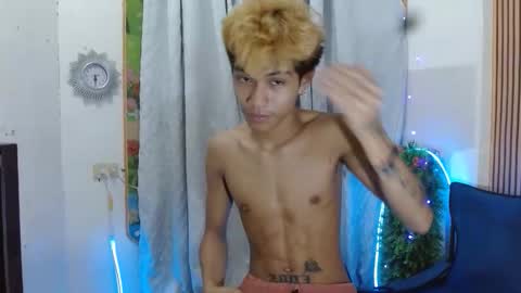 Snapshot of _guison chatting on October 13, 12:49 pm _guison online show from October 13, 12:49 pm