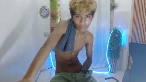 Snapshot of _guison chatting on October 16, 4:13 am _guison online show from October 16, 4:13 am