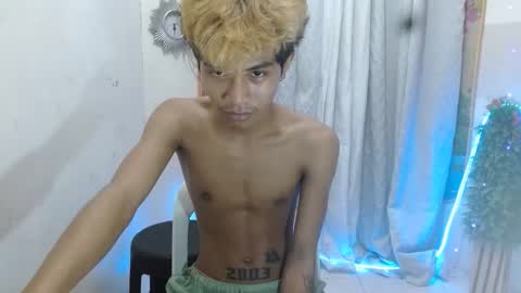 Snapshot of _guison chatting on October 19, 8:09 pm _guison online show from October 19, 8:09 pm