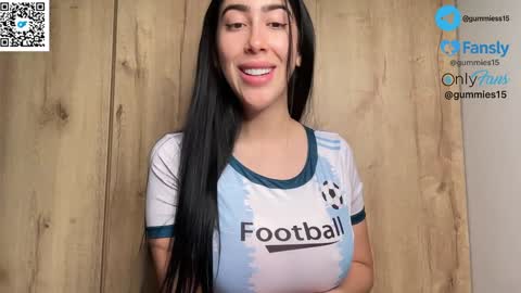 sara online show from November 13, 1:59 am