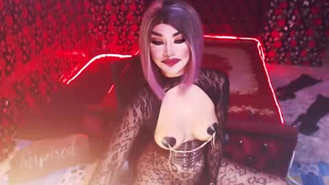 Snapshot of _hailyourqueenx chatting on December 3, 9:34 pm GoDDess  Chloe online show from December 3, 9:34 pm