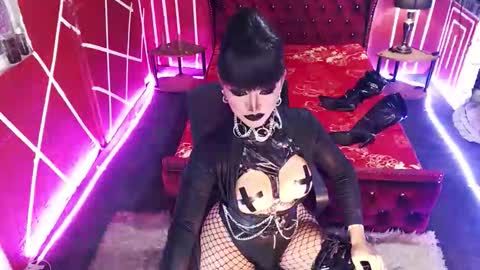 Snapshot of _hailyourqueenx chatting on October 9, 11:03 pm GoDDess  Chloe online show from October 9, 11:03 pm