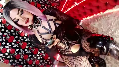 GoDDess  Chloe online show from November 18, 8:13 pm