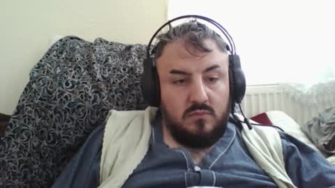 Snapshot of _hasanhz_ chatting on September 20, 10:16 am  hasanhz.  online show from September 20, 10:16 am