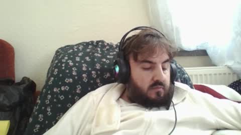  hasanhz.  online show from December 18, 7:14 am