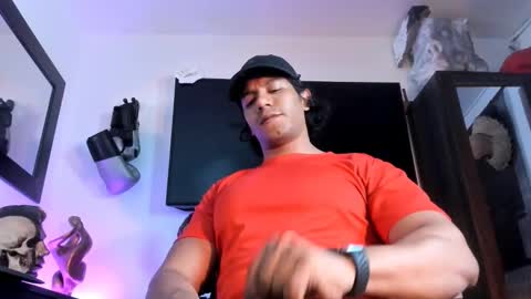 Snapshot of _heracles1 chatting on October 24, 4:20 am Heracles online show from October 24, 4:20 am