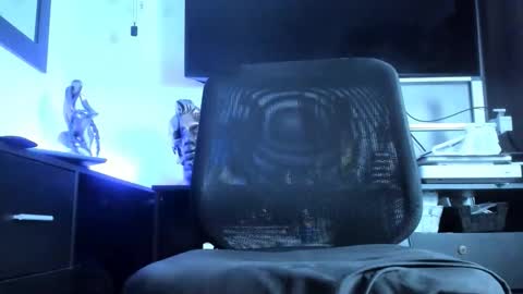 Snapshot of _heracles1 chatting on January 7, 3:09 am Heracles online show from January 7, 3:09 am