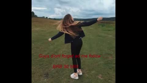 Snapshot of _hidden_frommymoom_ chatting on March 25, 7:03 am Criss4u online show from March 25, 7:03 am