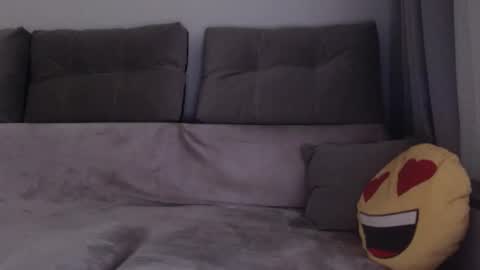 Snapshot of _hidden_frommymoom_ chatting on April 2, 6:22 am Criss4u online show from April 2, 6:22 am