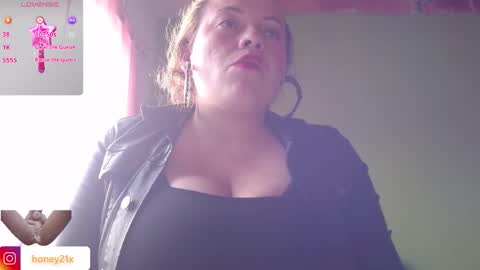 Honey online show from February 15, 9:00 pm