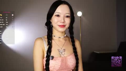 Snapshot of _in_the_end_ chatting on August 5, 4:32 pm you Mia online show from August 5, 4:32 pm