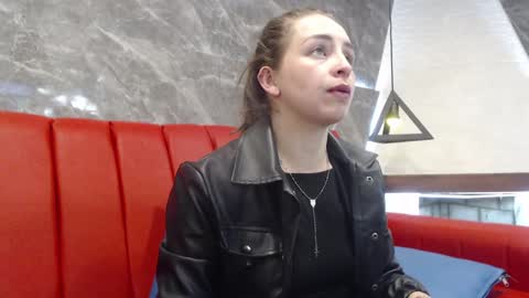 Snapshot of _isaabellaa chatting on February 3, 11:20 am Isa online show from February 3, 11:20 am