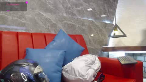 Snapshot of _isaabellaa chatting on March 12, 6:22 pm Isa online show from March 12, 6:22 pm