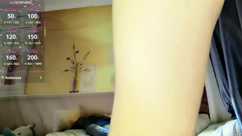 Snapshot of _iuiu_ chatting on May 10, 3:50 pm UU online show from May 10, 3:50 pm