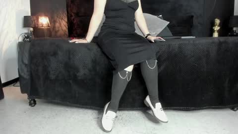 Snapshot of _jade_16 chatting on January 15, 11:32 am Miss Jade online show from January 15, 11:32 am