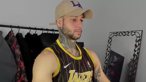 jeison online show from November 14, 8:07 pm