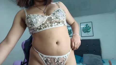 _jane_30 online show from April 7, 2:01 am