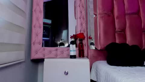 Jasmine online show from February 27, 1:44 pm