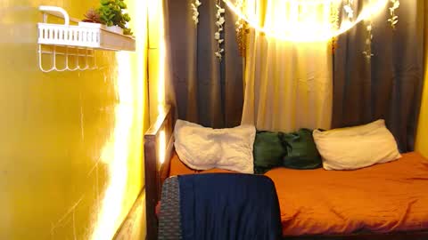 Snapshot of _jazzysweetheart_ chatting on February 28, 2:45 am _jazzysweetheart_ online show from February 28, 2:45 am