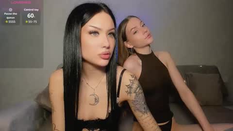 Jess blond and Leila brunette online show from March 22, 9:45 am