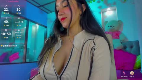 Snapshot of _julieta_love chatting on December 23, 9:29 pm julieta online show from December 23, 9:29 pm