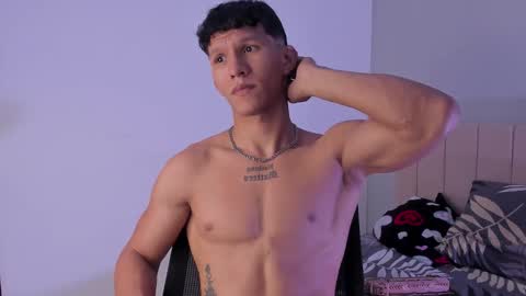 justin online show from November 30, 10:25 pm