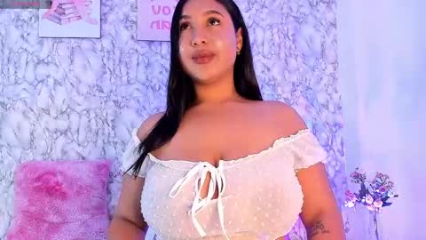 Snapshot of _karenestrada_ chatting on April 28, 2:27 am Karen online show from April 28, 2:27 am