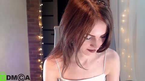 Snapshot of _karolina chatting on January 6, 9:00 pm karolina online show from January 6, 9:00 pm