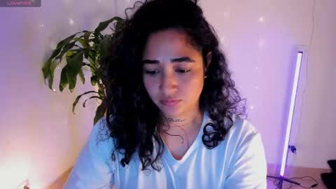     online show from April 15, 7:58 pm