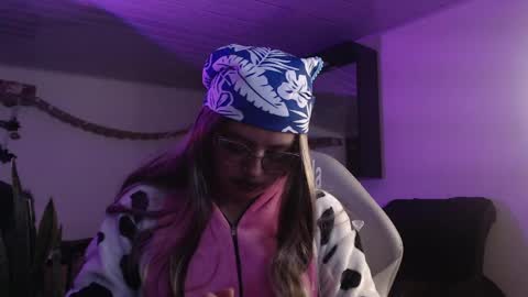 Cata  online show from April 30, 3:13 am