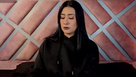 kelly online show from March 9, 1:37 pm