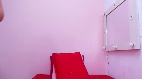 Kendall online show from October 5, 12:03 pm