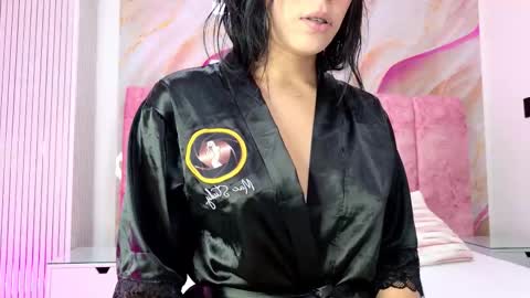 Kendall online show from February 15, 11:52 am