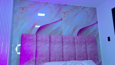 Kendall online show from March 13, 12:01 pm