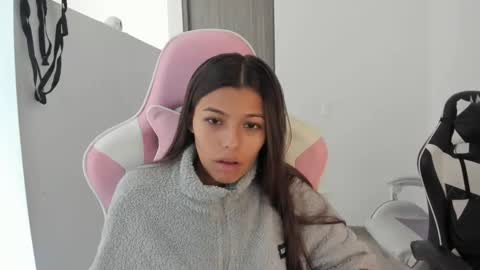 khloe sweet online show from October 28, 6:32 pm