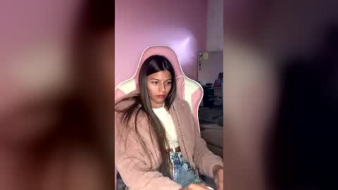 Snapshot of _khloe_sweet chatting on June 26, 8:57 pm khloe sweet online show from June 26, 8:57 pm