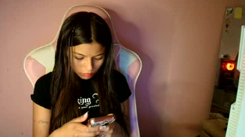 Snapshot of _khloe_sweet chatting on July 4, 9:21 pm khloe sweet online show from July 4, 9:21 pm