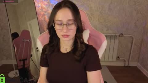 Snapshot of _kiki_angel_ chatting on February 15, 7:51 am Kiki online show from February 15, 7:51 am