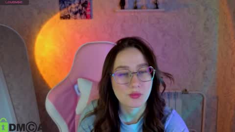 Snapshot of _kiki_angel_ chatting on March 1, 7:54 am Kiki online show from March 1, 7:54 am